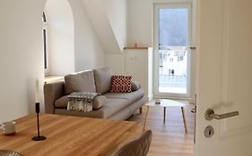 Helles Apartment Mit Balkon In Toplage!